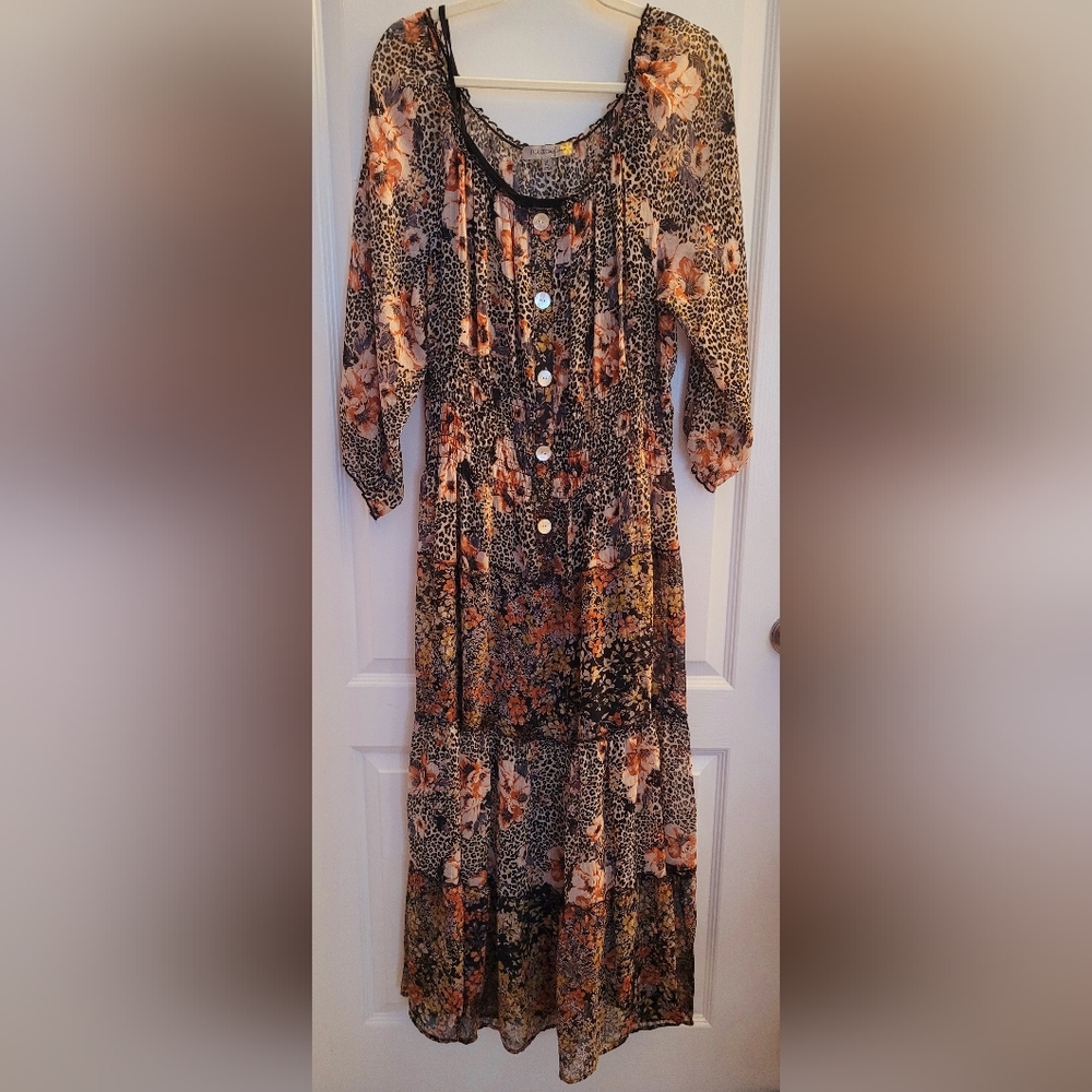Chic Floral Button-Down Maxi Dress - Picture 1 of 8